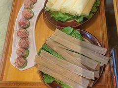 -憨孃孃·重庆老火锅(红山黑金店)