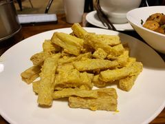 -几个木匠匠人厨房
