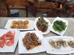 -四川小胡子海鲜(丁村万人海鲜广场店)