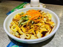 -巴依兄弟西域美食(机场店)