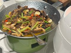 -绿草地·湘菜(7mall店)