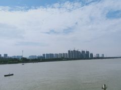 -南京眼步行桥