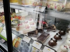 -皇冠幸福里动物奶油生日蛋糕(石桥店)