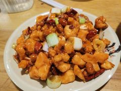 宫爆鸡丁-陈傻子餐厅(世纪都会店)