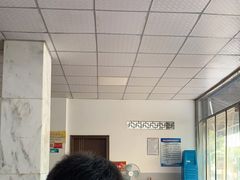 -曾氏肥肠馆(凯瑞雅居店)