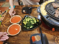 -胡悦里韩式烤肉(芝罘万达广场店)