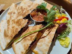 -HELLO 27 意面·沙拉·帕尼尼