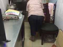 -黄氏祖传百暖凉茶店