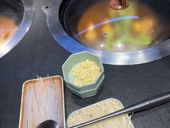 -蘸小院铁锅炖·蘸酱菜·东北菜(怀远门店)