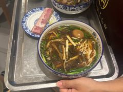 -镇南锅盖面馆(解放路店)