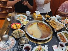 -沸炉重庆老火锅(军事博物馆店)