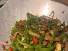 -卢大鲜鱼头捞饭(美利广场店)