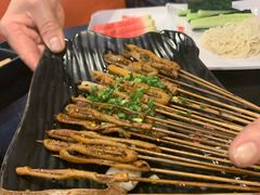 -何师烧烤·香辣蟹·川菜·30年老品牌(太古里旗舰店)
