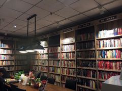 -郑州市新华书店读者俱乐部 零点书吧(西太康路店)