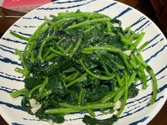 虾酱炒地瓜叶-创味·民间海南菜·非遗藤桥排骨(藤桥·免税城店)