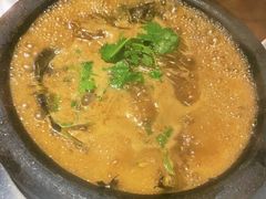 白洋淀石锅嘎鱼-小放牛炒菜馆(北国商城店)
