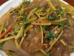 -东北风味思缘食府(对湖路店)
