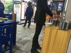 -马路边边·成都串串(翠柏路店)