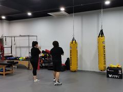 -黑白健身·私教·拳击·普拉提(体汇+红馆店)