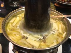 -铜锣湾·有麝自然香(渝北财富中心店)