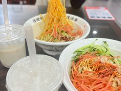 -牛一嘴·兰州牛肉面·大盘鸡(财富中心店)