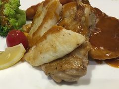 -绿茵阁(体育西分店)