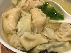 鸡汤全家福馄饨-上海人家花樣年华(中山公园店)