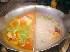 -湊湊火锅·茶憩(打浦桥日月光店)