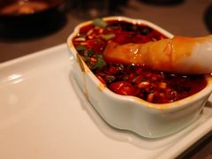 -苗阿哥酸汤牛肉火锅(体育场店)