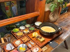-银米·云南传统过桥米线(双廊黑金冠店)