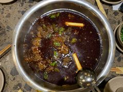 -肖肖酸萝卜鱼火锅(总店)