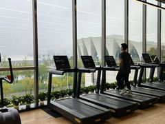 -Z&B Fitness Studio·Gym(前滩L+PLAZA店)