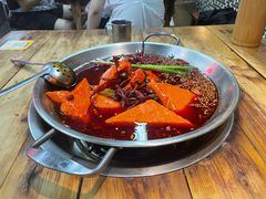 -老街·稳拈老火锅(海椒市店)