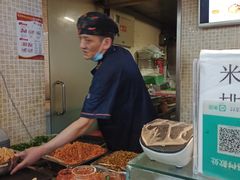 -红鼻子桂林米粉(金唐新光界店)