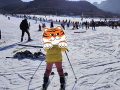 -济南卧虎山滑雪场