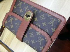 -名品国际·奢侈品养护中心(中山店)