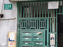 -周正记高桥松饼(潼港八村店)