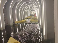 -涨巢·潮玩水疗局