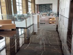 -深圳国际会展中心希尔顿酒店(前海华发冰雪世界店)