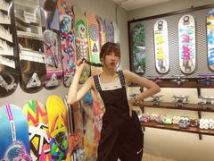 -聚点滑板SPOT SKATE(常熟路店)