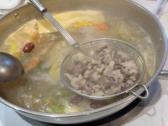 -乡土黄·鲜牛肉火锅·小龙虾(兴业街店)