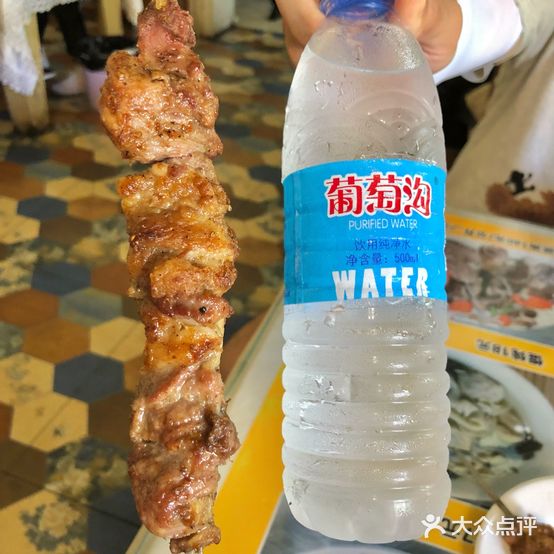 乃扎尔巴格餐饭店(水韵华庭店)