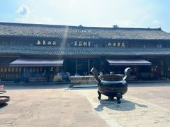 -峨眉山报国寺