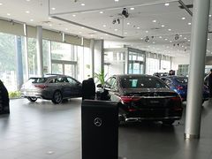 -奔驰利星行(北京花乡店)