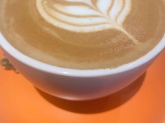 -新华里咖啡书吧(新华书店小寨店)