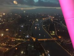 -广州塔卢特斯法国旋转餐厅