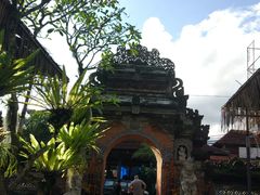 -Warung Babi Guling Ibu Oka 3