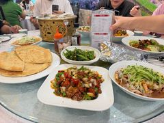-汗腾格里·风味餐厅(新疆驻京办店)