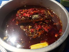 -马路边边 传媒大学店