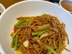 -湘力力小院·鱼汤泡饭(枫林路店)